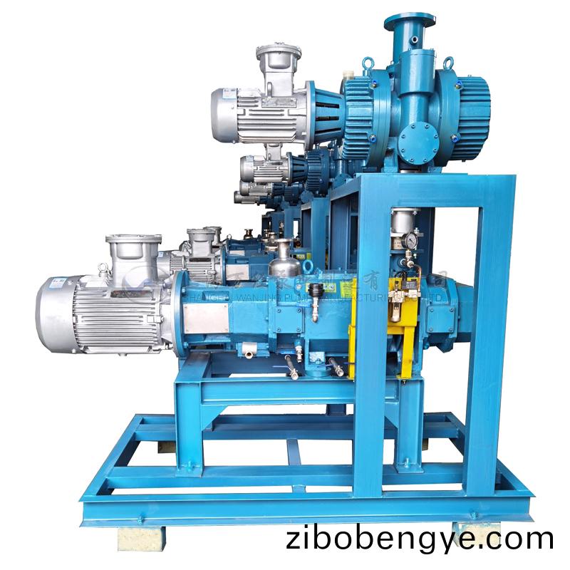 JZJLG型(xing)儸(luo)茨螺桿真空(kong)機(ji)組